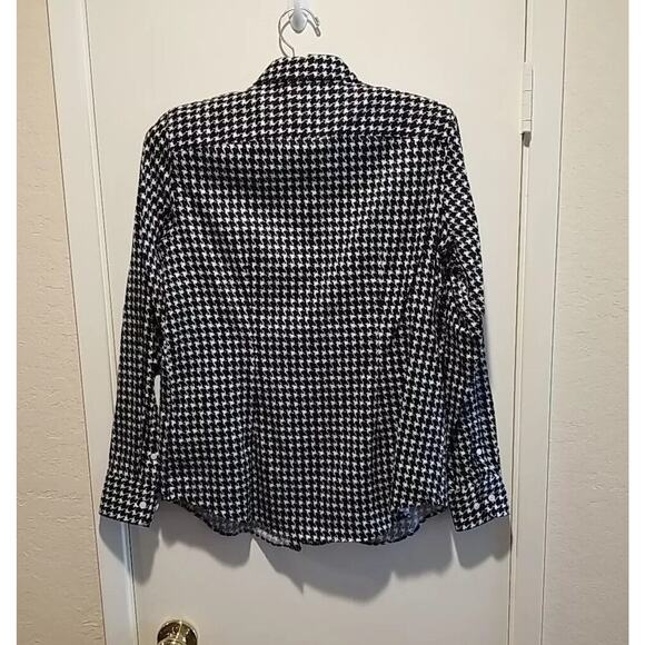 Chaps No Iron Womens Houndstooth Long Sleeve Button Shirt Size Med Black White - Picture 3 of 10